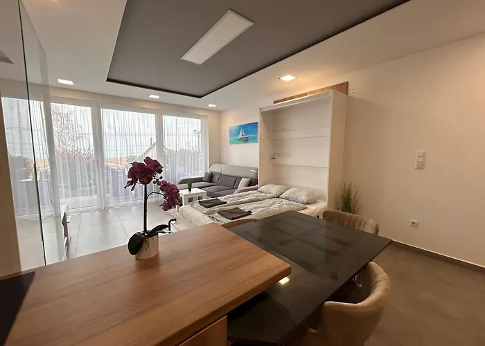 Fehér Hullám Balatonalmádi